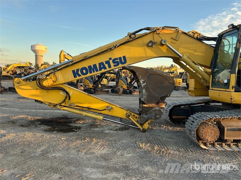 Komatsu PC228US-10 Tracked Excavator Bagri goseničarji