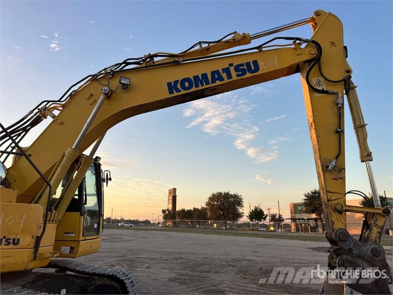 Komatsu PC228US-10 Tracked Excavator Bagri goseničarji