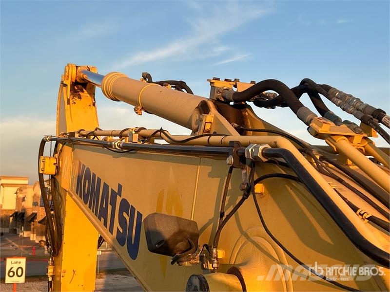 Komatsu PC228US-10 Tracked Excavator Bagri goseničarji