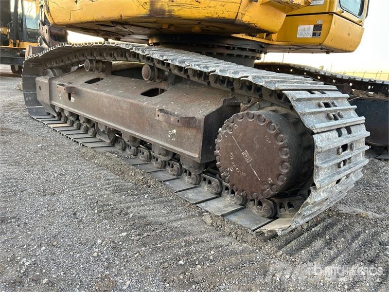 Komatsu PC228US-10 Tracked Excavator Bagri goseničarji