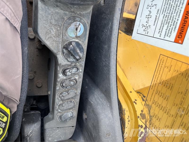Komatsu PC228USLC8 Tracked Excavator Kāpurķēžu ekskavatori