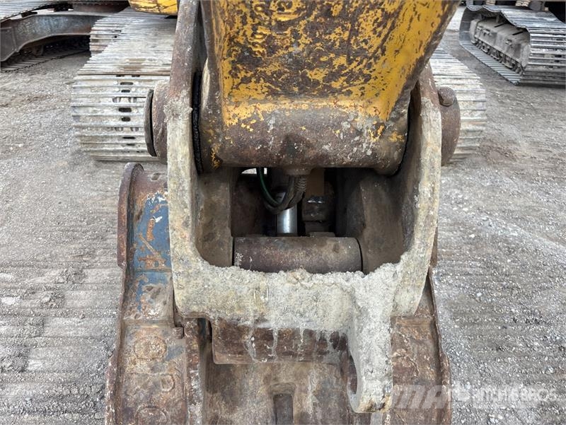 Komatsu PC228USLC8 Tracked Excavator Kāpurķēžu ekskavatori