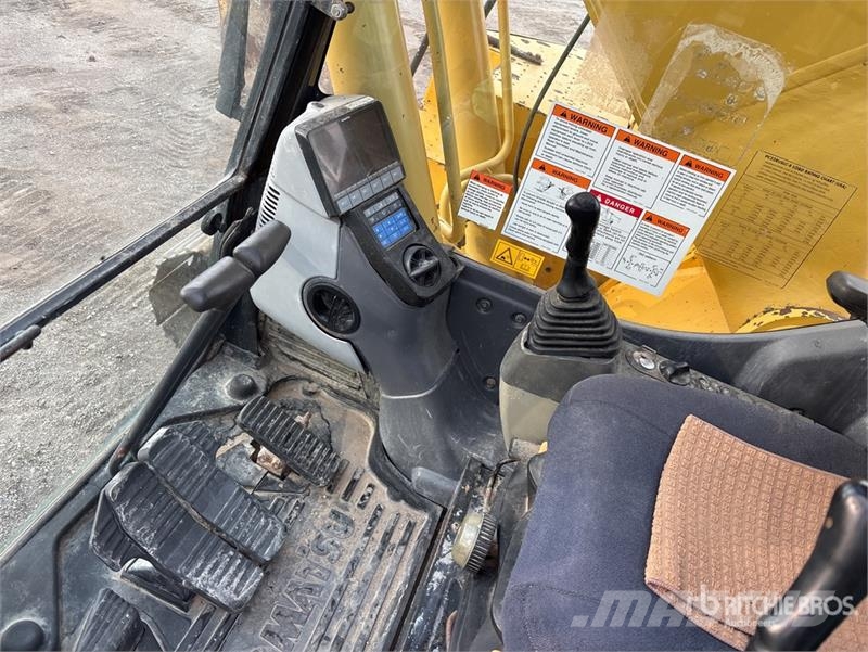 Komatsu PC228USLC8 Tracked Excavator Kāpurķēžu ekskavatori
