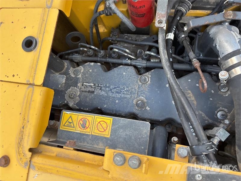 Komatsu PC228USLC8 Tracked Excavator Kāpurķēžu ekskavatori