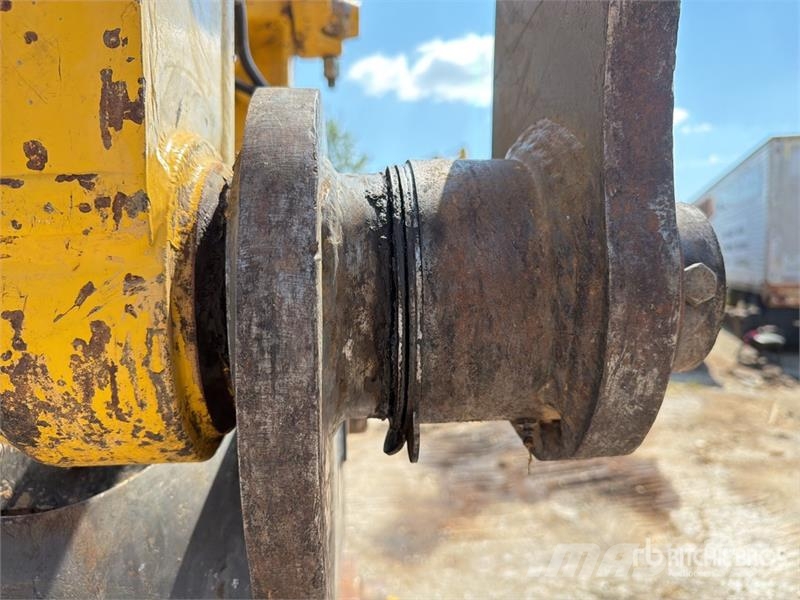 Komatsu PC238USLC-11 Tracked Excavator Crawler excavators