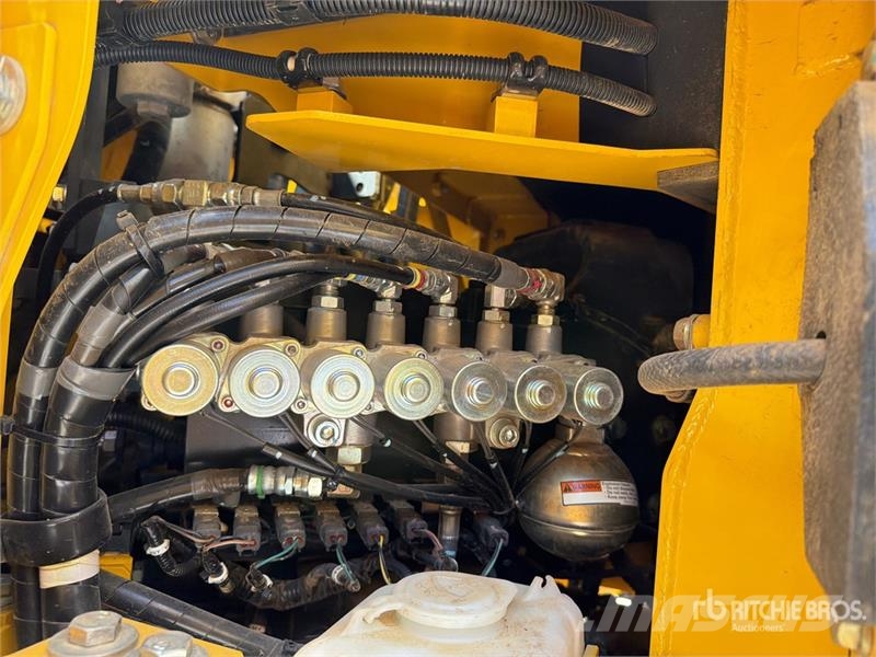 Komatsu PC238USLC-11 Tracked Excavator Crawler excavators