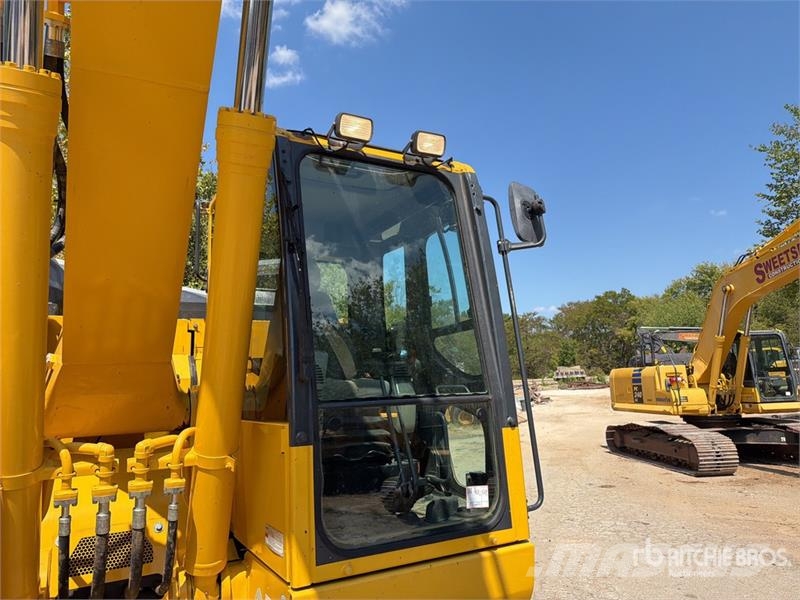 Komatsu PC238USLC-11 Tracked Excavator Crawler excavators