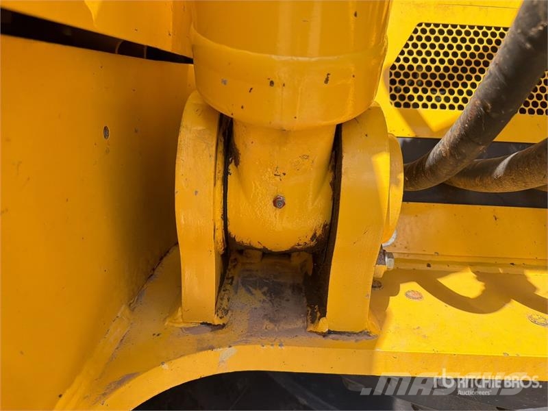 Komatsu PC238USLC-11 Tracked Excavator Crawler excavators