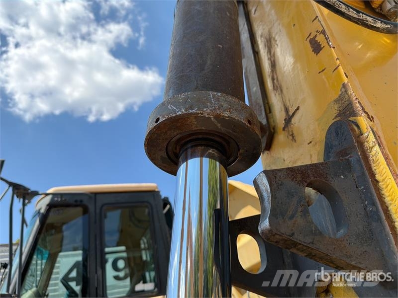 Komatsu PC238USLC-11 Tracked Excavator Crawler excavators