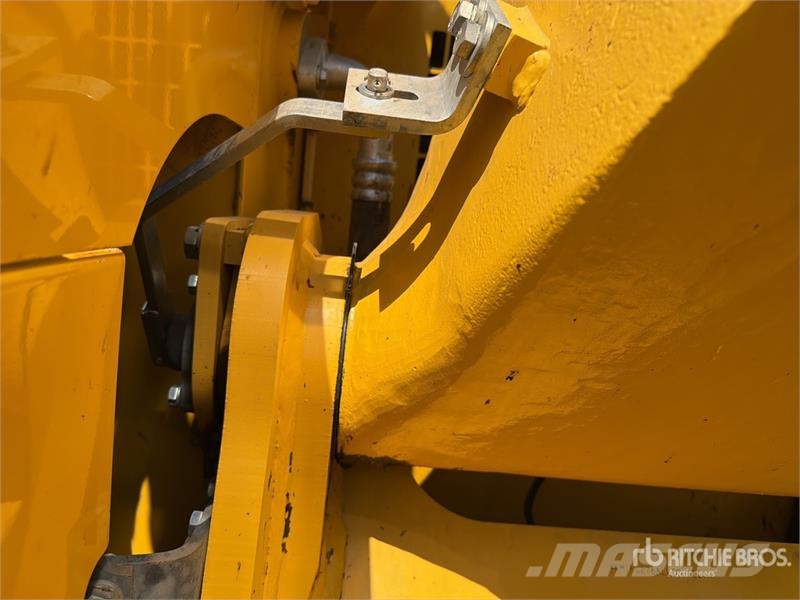 Komatsu PC238USLC-11 Tracked Excavator Crawler excavators
