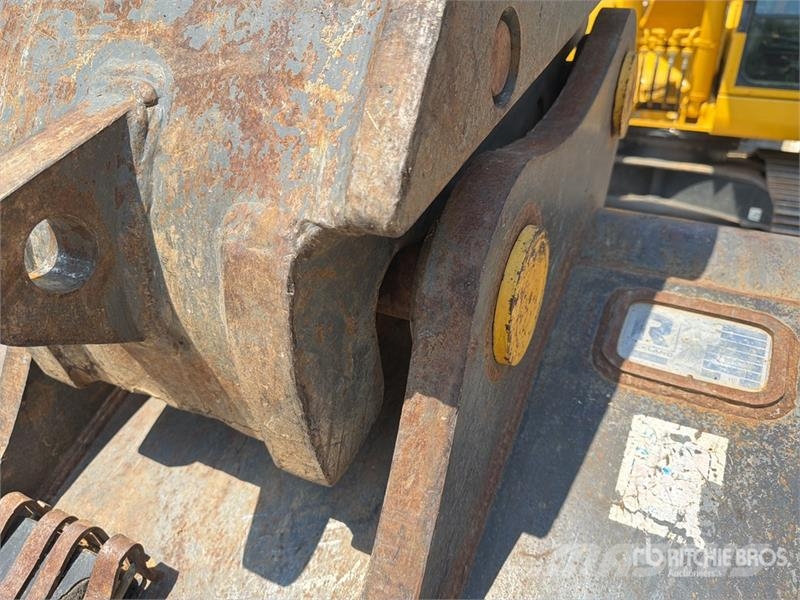 Komatsu PC238USLC-11 Tracked Excavator Crawler excavators