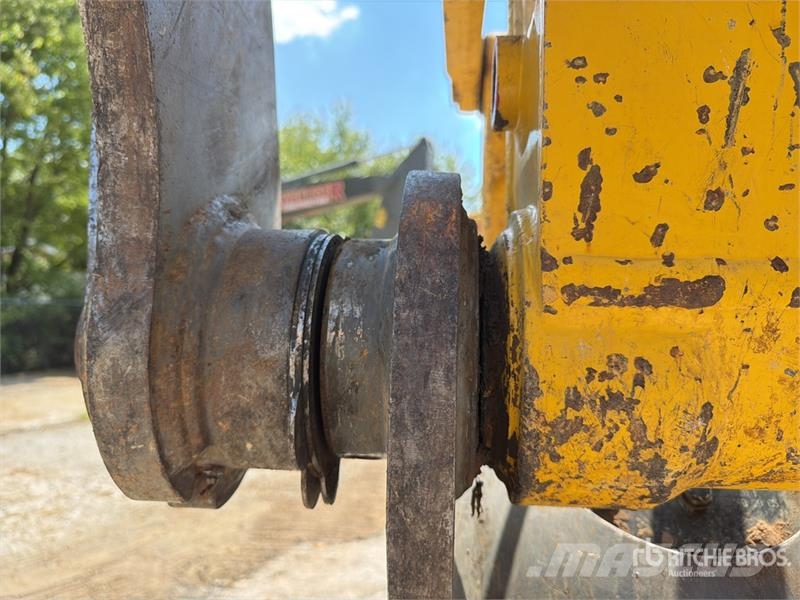 Komatsu PC238USLC-11 Tracked Excavator Crawler excavators
