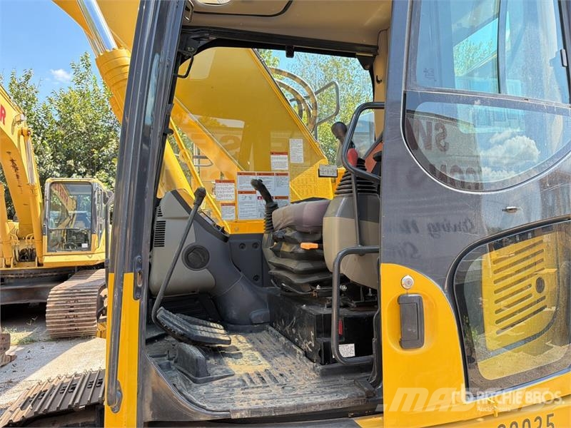 Komatsu PC238USLC-11 Tracked Excavator Crawler excavators