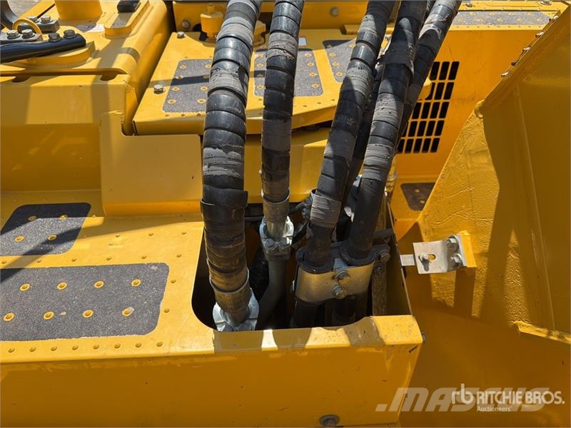 Komatsu PC238USLC-11 Tracked Excavator Crawler excavators
