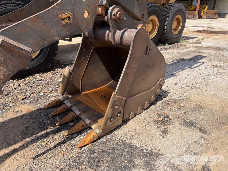 Komatsu PC238USLC-11 Tracked Excavator Crawler excavators