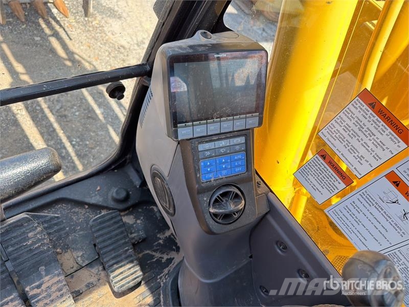 Komatsu PC238USLC-11 Tracked Excavator Crawler excavators