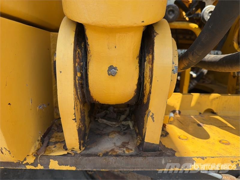Komatsu PC240LC-10 Tracked Excavator Bageri guseničari