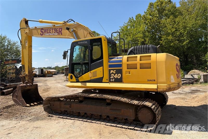 Komatsu PC240LC-10 Tracked Excavator Bandgrävare