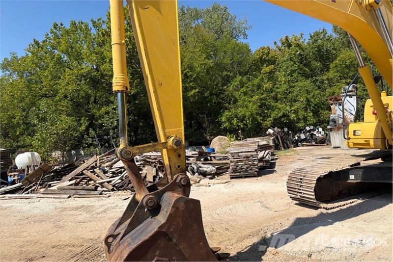 Komatsu PC240LC-10 Tracked Excavator Bandgrävare