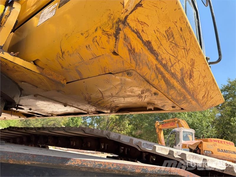Komatsu PC240LC-10 Tracked Excavator Bageri guseničari