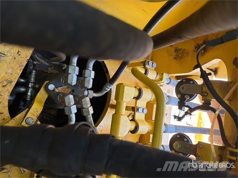 Komatsu PC240LC-10 Tracked Excavator Bageri guseničari