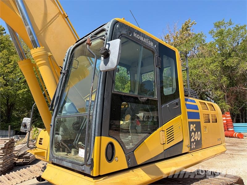 Komatsu PC240LC-10 Tracked Excavator Bageri guseničari