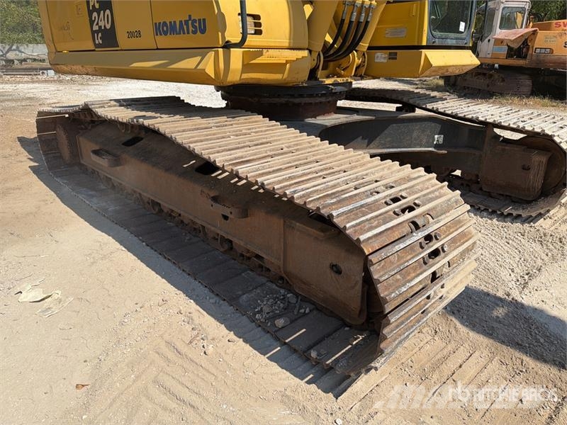Komatsu PC240LC-10 Tracked Excavator Bageri guseničari