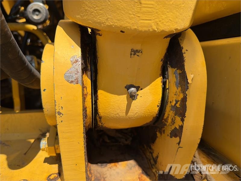 Komatsu PC240LC-10 Tracked Excavator Bageri guseničari