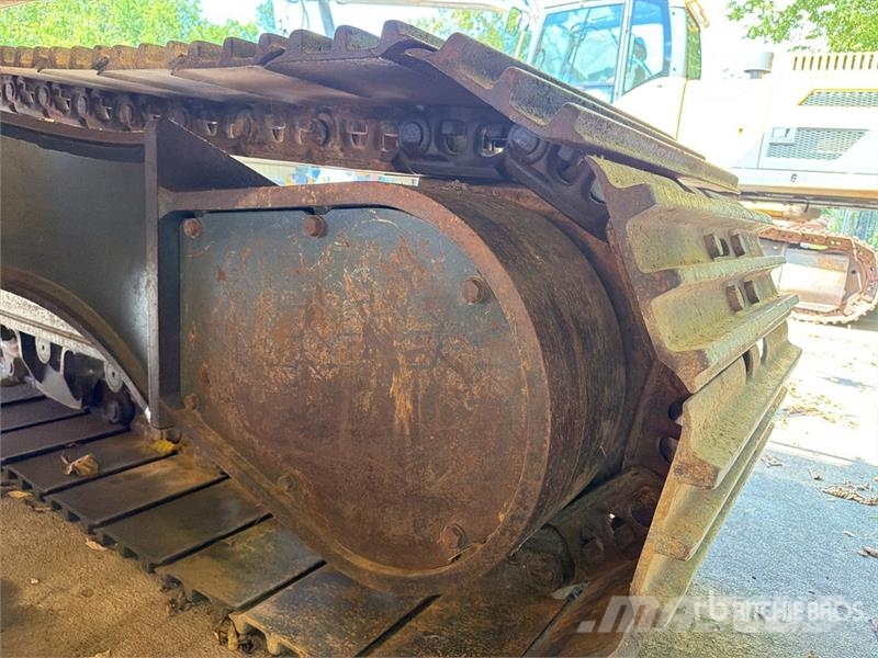 Komatsu PC270LC-7 Vikšriniai ekskavatoriai