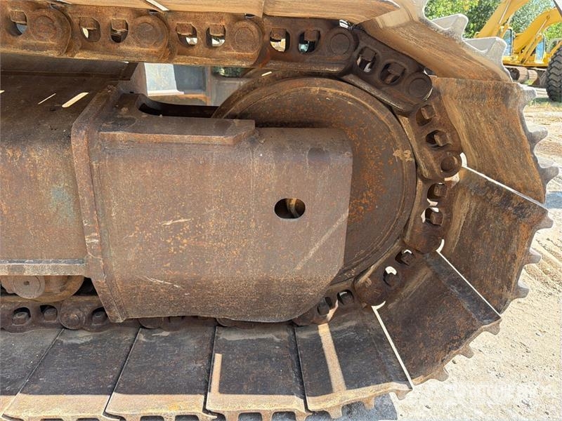 Komatsu PC270LC-7 Vikšriniai ekskavatoriai