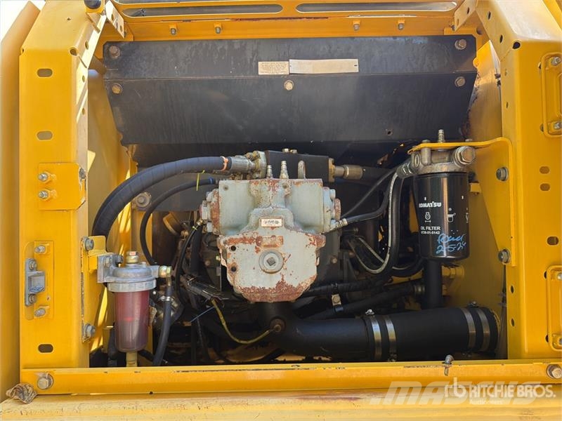 Komatsu PC270LC-7 Vikšriniai ekskavatoriai