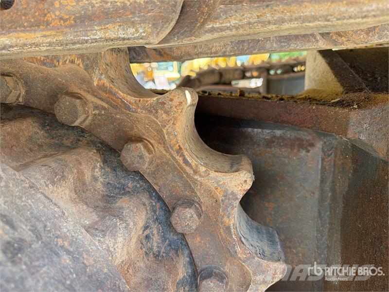 Komatsu PC270LC-7 Vikšriniai ekskavatoriai