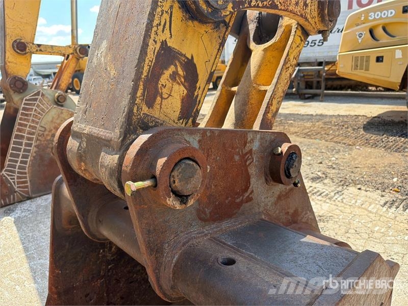 Komatsu PC270LC-7 Vikšriniai ekskavatoriai