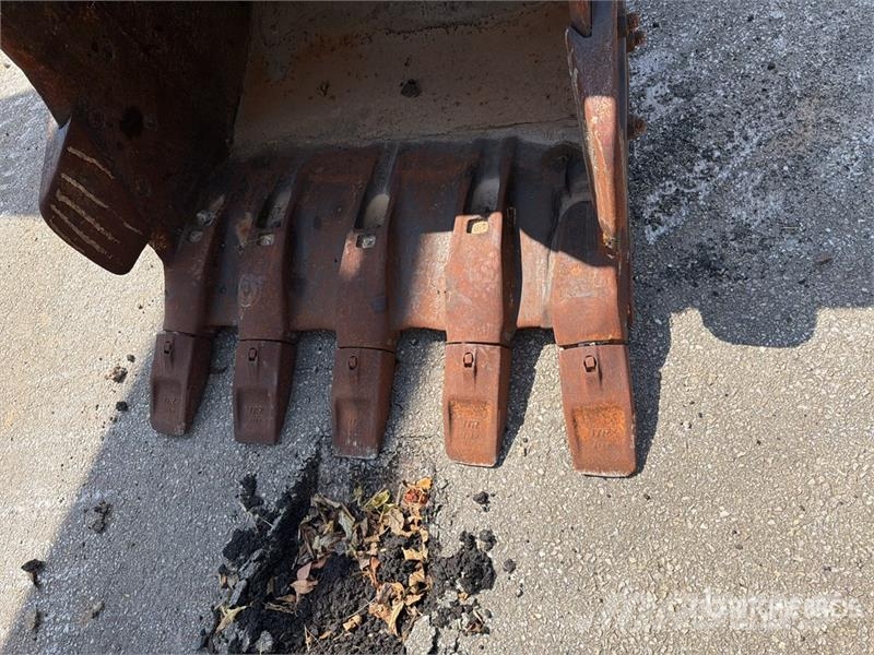 Komatsu PC270LC-7 Vikšriniai ekskavatoriai