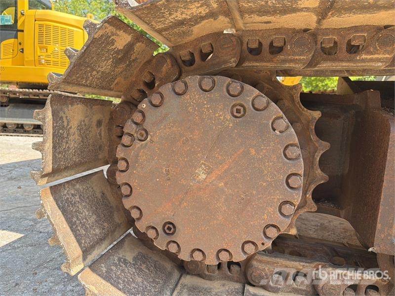 Komatsu PC270LC-7 Vikšriniai ekskavatoriai