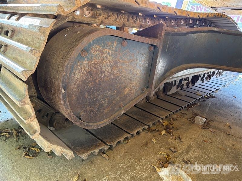Komatsu PC270LC-7 Vikšriniai ekskavatoriai