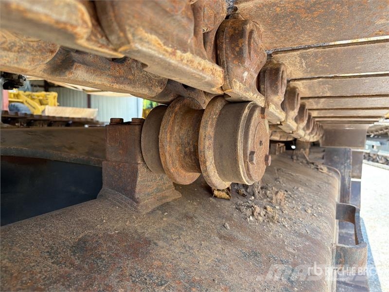 Komatsu PC270LC-7 Vikšriniai ekskavatoriai