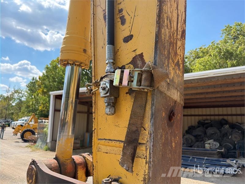 Komatsu PC270LC-7 Vikšriniai ekskavatoriai