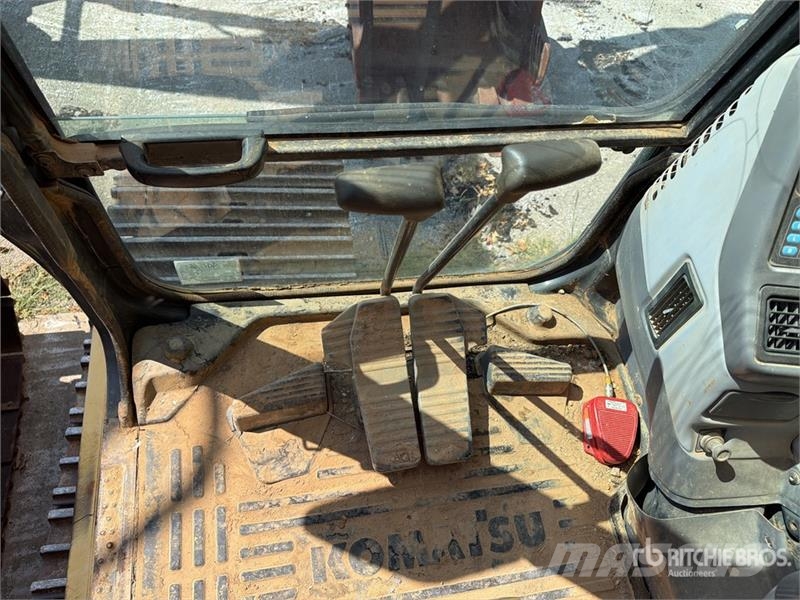 Komatsu PC270LC-7 Vikšriniai ekskavatoriai