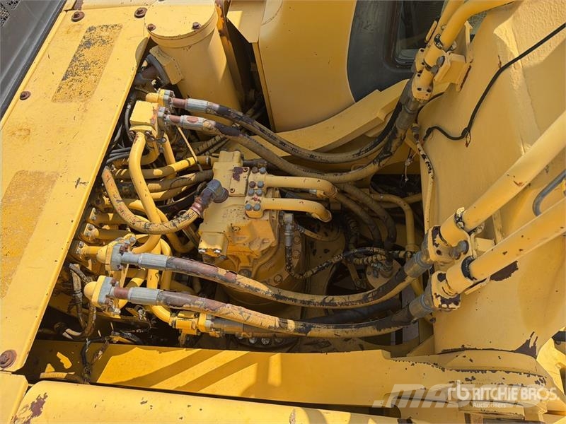 Komatsu PC300LC-6LC Tracked Excavator Crawler excavators