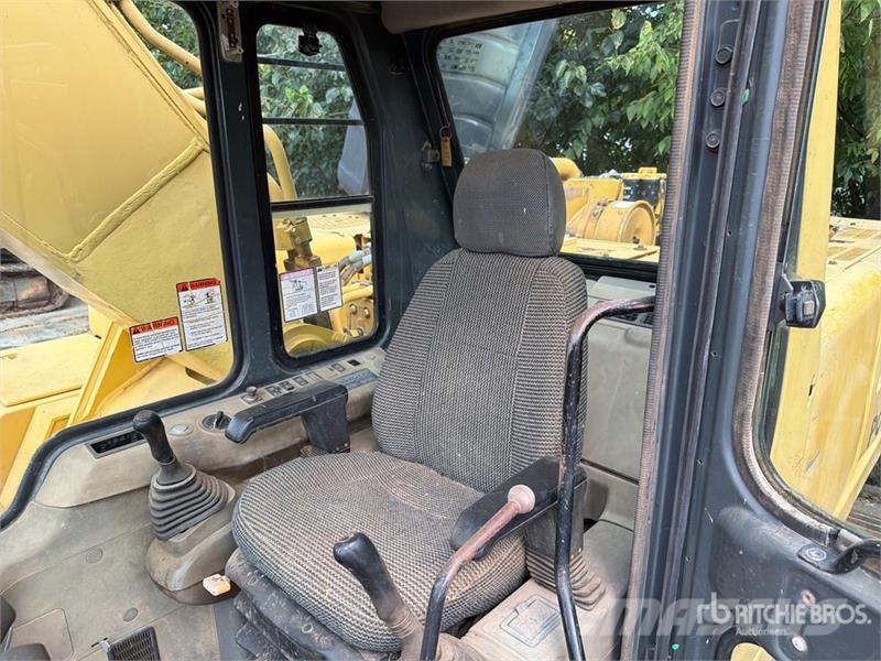 Komatsu PC300LC-6LC Tracked Excavator Crawler excavators