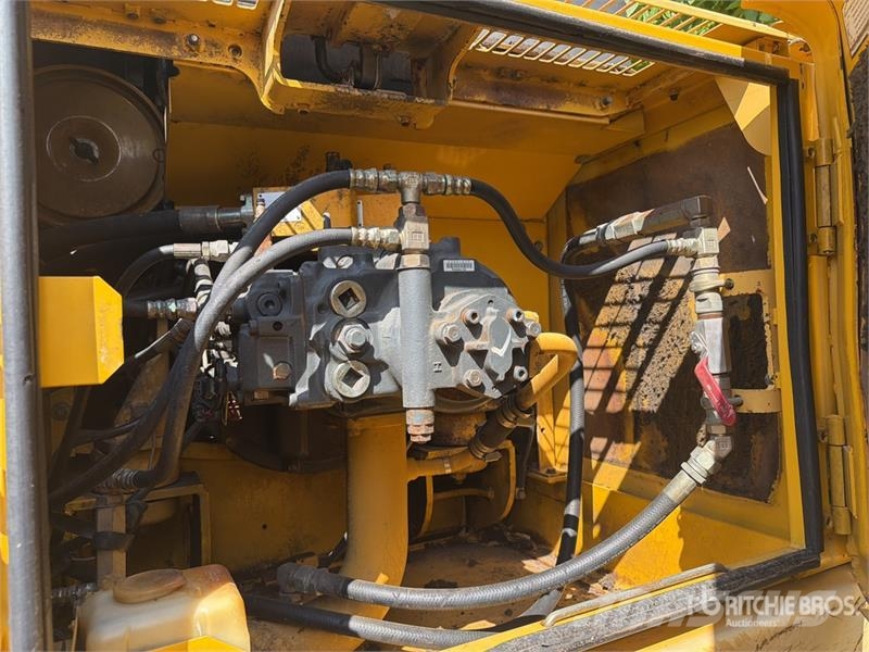 Komatsu PC300LC-6LC Tracked Excavator Crawler excavators