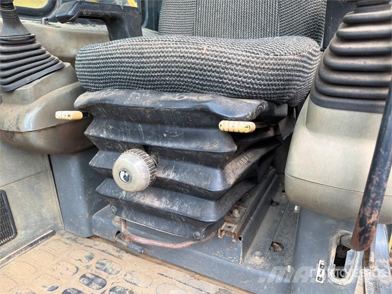 Komatsu PC300LC-6LC Tracked Excavator Crawler excavators