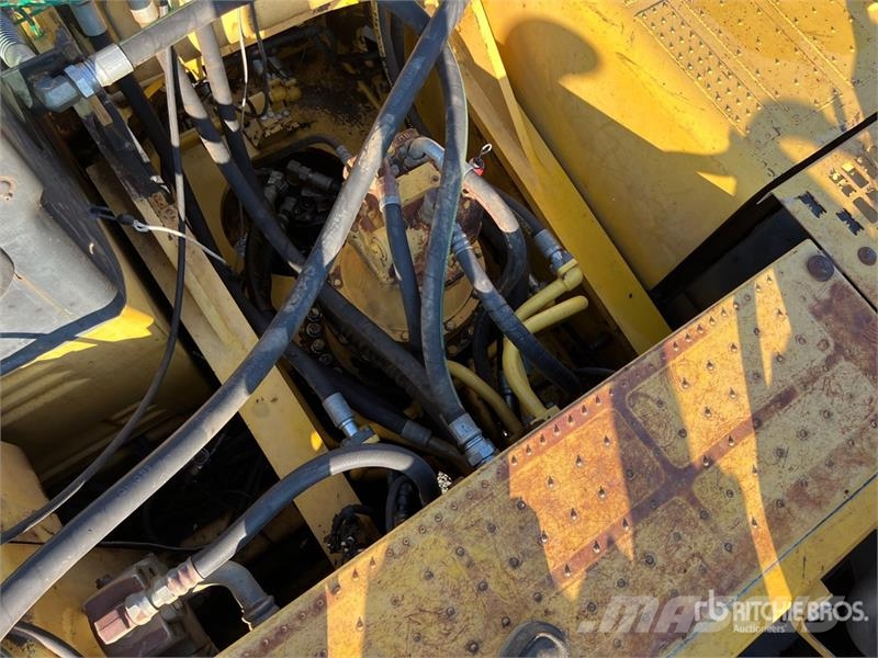 Komatsu PC300LC-7 Tracked Excavator Gravemaskiner på larvebånd