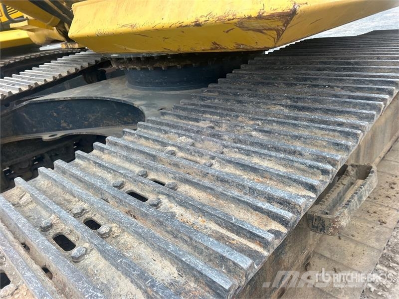 Komatsu PC360LC-10 Tracked Excavator Bagri goseničarji