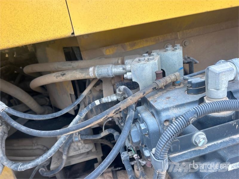 Komatsu PC360LC-10 Tracked Excavator Bagri goseničarji