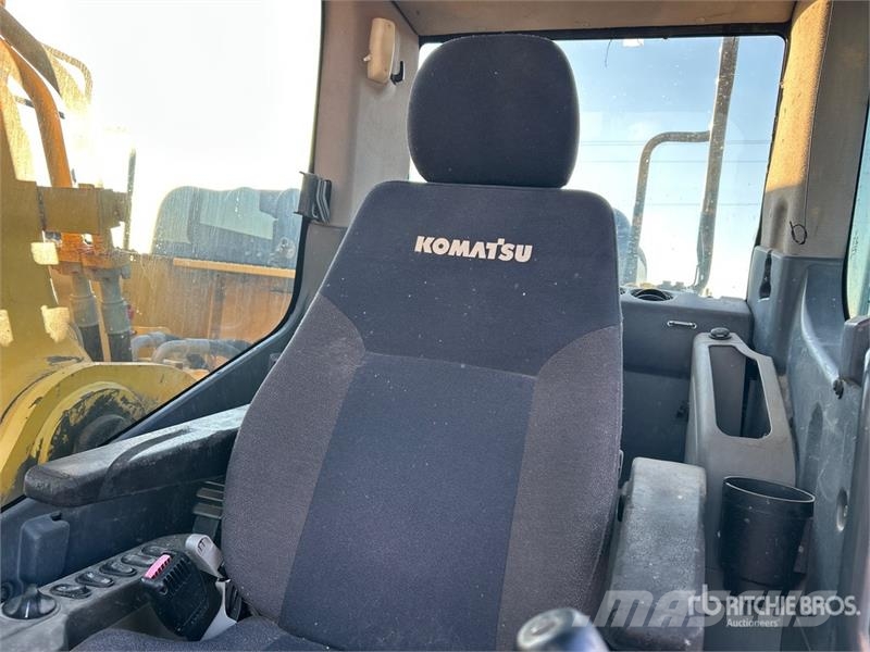 Komatsu PC360LC-10 Tracked Excavator Lánctalpas kotrók