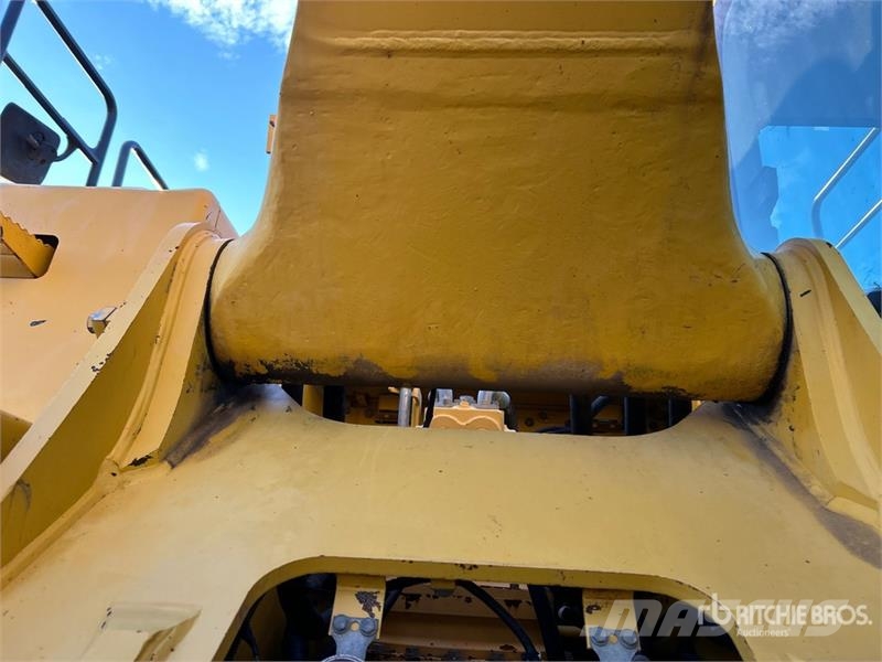 Komatsu PC360LC-10 Tracked Excavator Lánctalpas kotrók