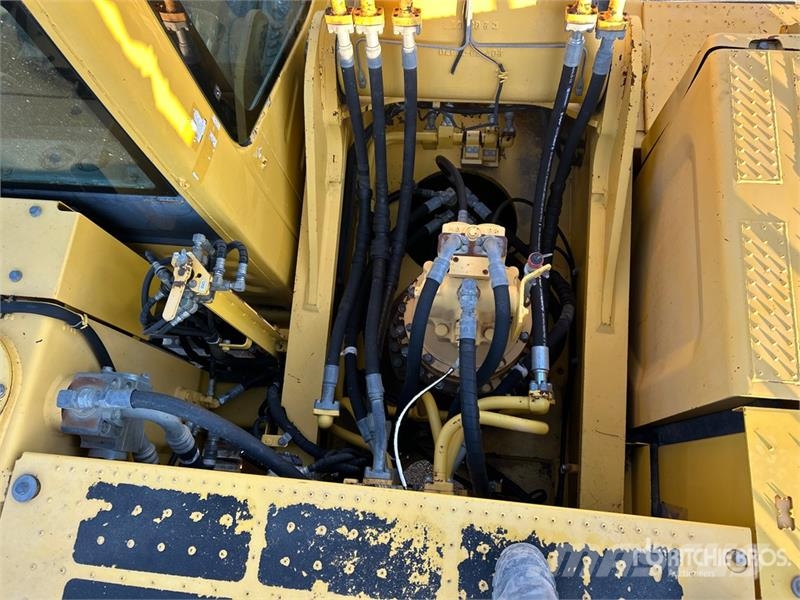 Komatsu PC360LC-10 Tracked Excavator Lánctalpas kotrók