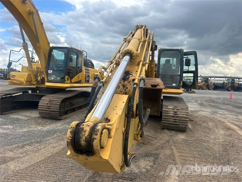Komatsu PC360LC-10 Tracked Excavator Bagri goseničarji